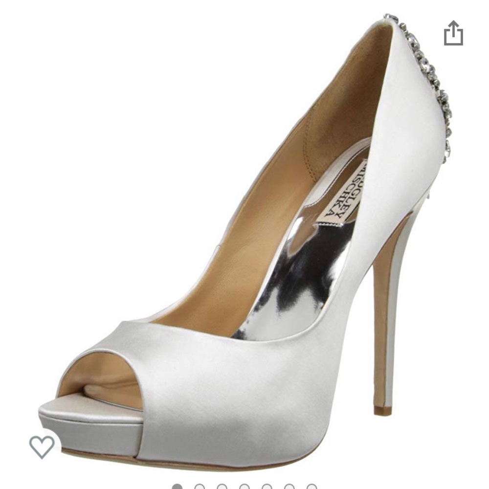 Badgley Mischka Women's Kiara Platform Pump.